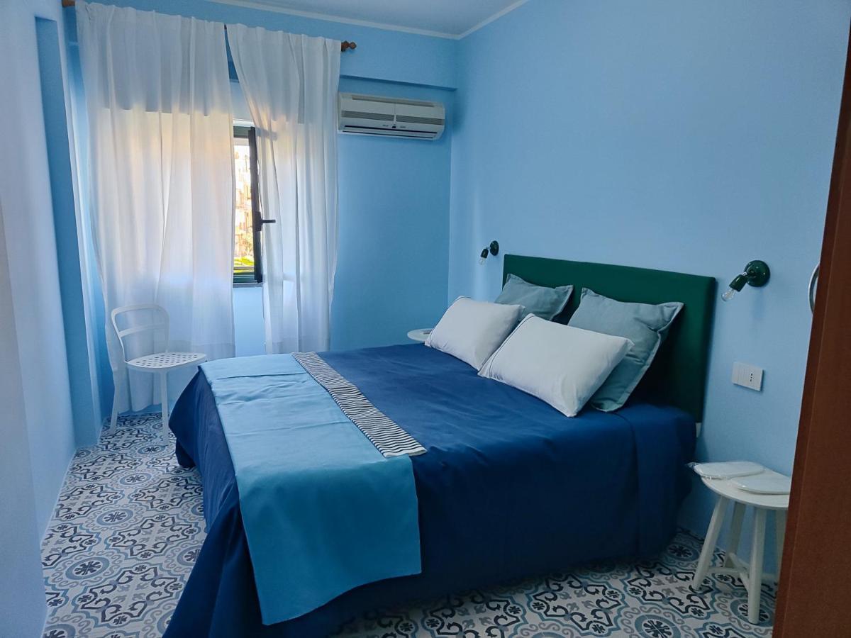 Case Borgo Vacanze Letojanni Habitación foto